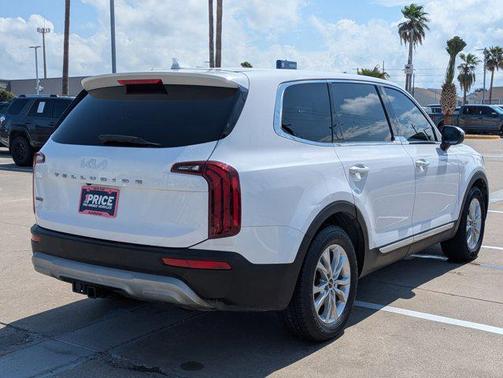 2022 Kia Telluride LX