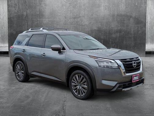 2024 Nissan Pathfinder SL 4WD