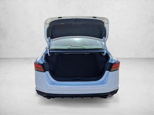 Glacier White 2025 Nissan Altima SR FWD