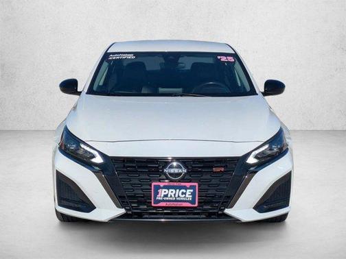 Glacier White 2025 Nissan Altima SR FWD