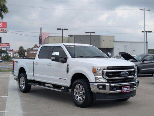 Oxford White 2022 Ford F-350 King Ranch