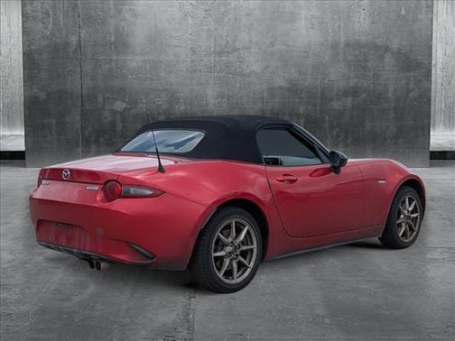 2016 Mazda MX-5 Miata Sport
