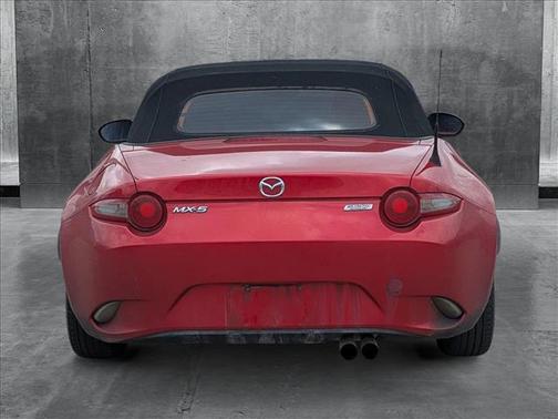 2016 Mazda MX-5 Miata Sport
