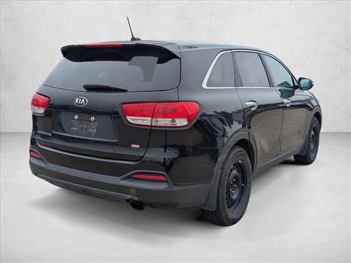 2017 Kia Sorento L