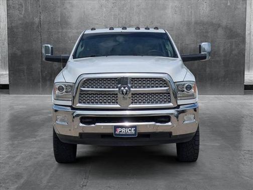 2018 RAM 3500 Laramie Crew Cab 4x4 8' Box