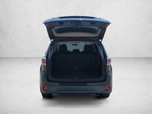 2015 Toyota Highlander LE