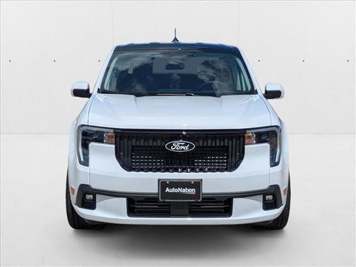 Oxford White 2025 Ford Maverick Lobo Standard