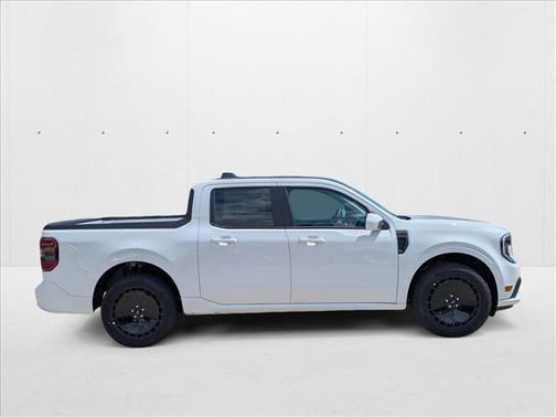 Oxford White 2025 Ford Maverick Lobo Standard
