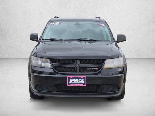 Pitch Black Clearcoat 2018 Dodge Journey SE