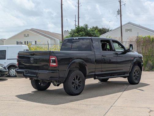 2020 RAM 2500 Laramie Mega Cab 4X4 6'4' Box