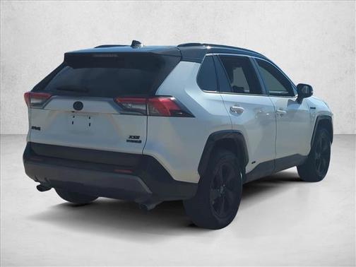 2021 Toyota RAV4 Hybrid SE