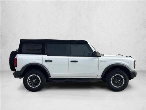 2022 Ford Bronco Base 4 Door 4x4