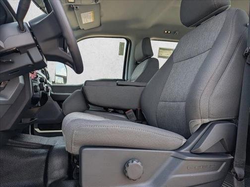 Oxford White 2026 Ford F-250 XL