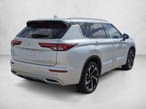 2023 Mitsubishi Outlander SEL 2.5 2WD