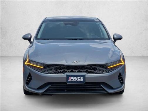 Everlasting Silver 2021 Kia K5 EX
