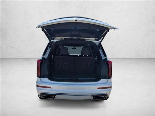 2022 Cadillac XT6 Luxury FWD