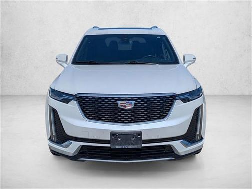 2022 Cadillac XT6 Luxury FWD