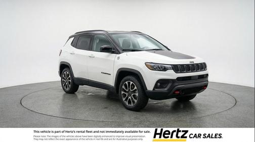 Bright White Clearcoat 2025 Jeep Compass Trailhawk