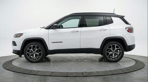 Bright White Clearcoat 2025 Jeep Compass Limited