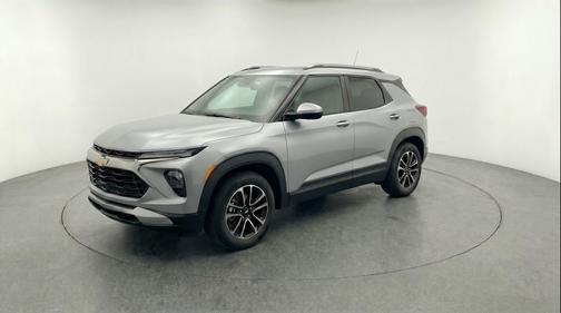 Moonstone Gray Metallic 2025 Chevrolet Trailblazer LT