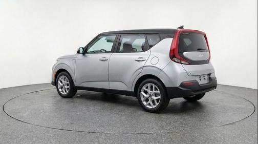 Steel Gray 2025 Kia Soul LX