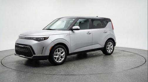 Steel Gray 2025 Kia Soul LX
