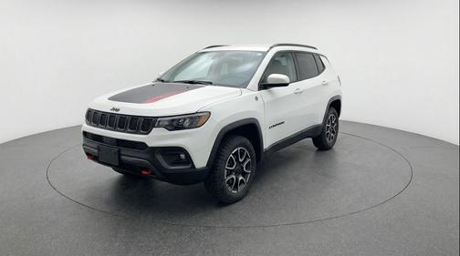 Bright White Clearcoat 2025 Jeep Compass Trailhawk