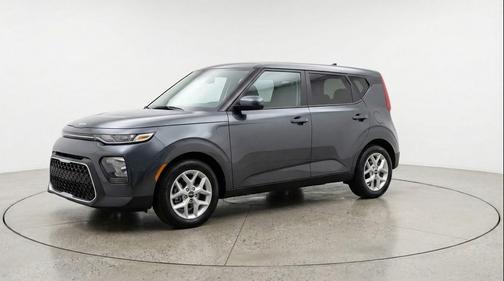 Gravity Gray 2025 Kia Soul LX