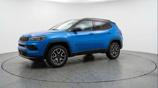 Hydro Blue Pearlcoat 2025 Jeep Compass Trailhawk