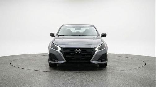 Gun Metallic 2025 Nissan Altima SV FWD