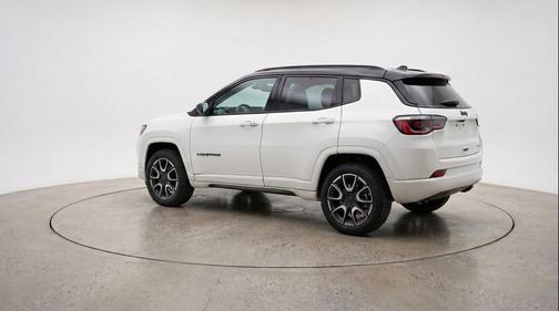 Bright White Clearcoat 2025 Jeep Compass Trailhawk