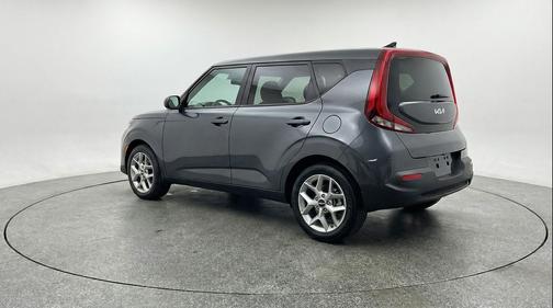 Gravity Gray 2025 Kia Soul LX