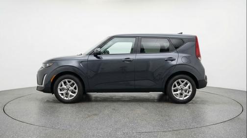 Gravity Gray 2025 Kia Soul LX