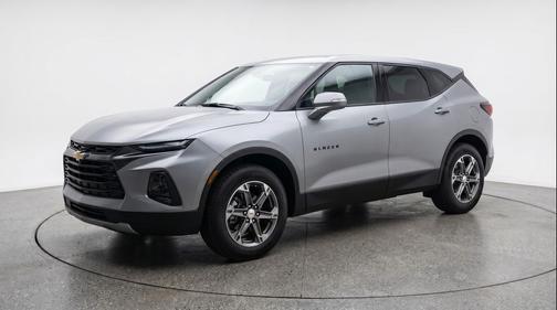 Sterling Gray Metallic 2025 Chevrolet Blazer 2LT