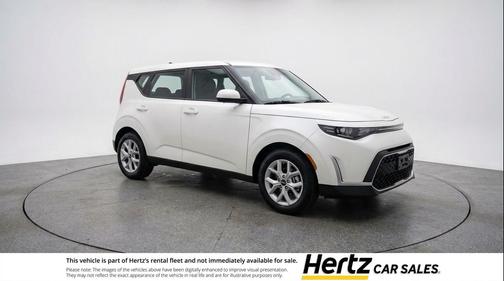 Snow White Pearl 2025 Kia Soul LX