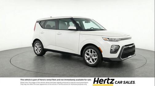 Snow White Pearl 2025 Kia Soul LX