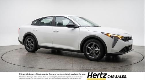 Snow White Pearl 2025 Kia K4 LXS