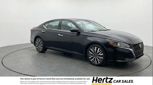 Super Black 2025 Nissan Altima SV FWD