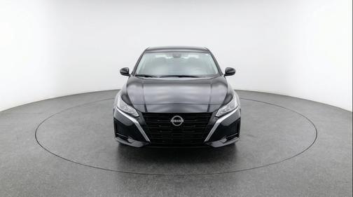 Super Black 2025 Nissan Altima SV FWD