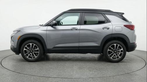 Sterling Gray Metallic 2025 Chevrolet Trailblazer LT