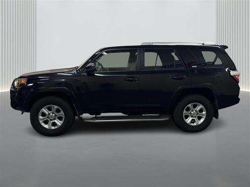 2017 Toyota 4Runner SR5 4WD