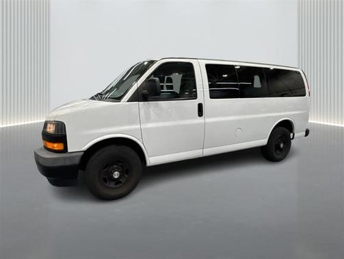 2019 Chevrolet Express 2500 LS