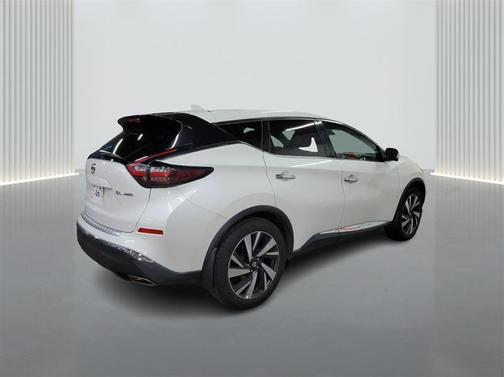 2022 Nissan Murano SL