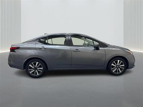 2021 Nissan Versa 1.6 SV