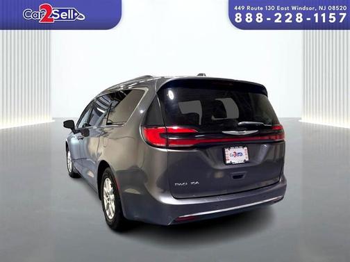 2022 Chrysler Pacifica Touring-L
