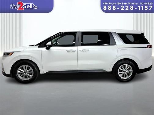 2022 Kia Carnival LX