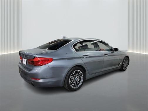 2017 BMW 530 i xDrive