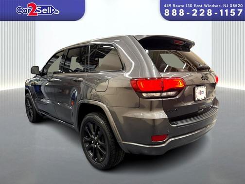 2019 Jeep Grand Cherokee Laredo