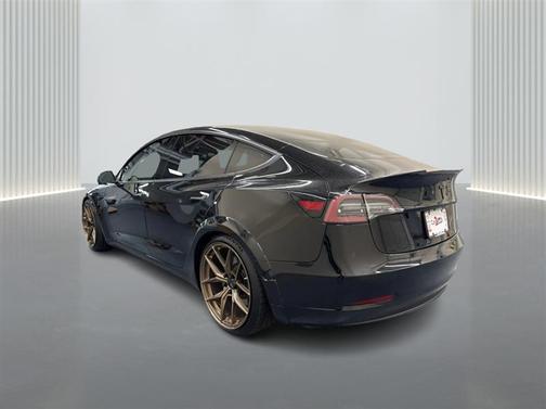 2019 Tesla Model 3 Performance