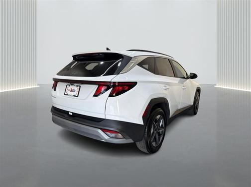 White 2026 Hyundai TUCSON SEL
